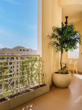 Listing photograph, penthouse interior